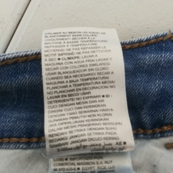 Old Navy women's size 6 Rockstar mid rise/taille Mi-Basse light wash jeans - Picture 13 of 13